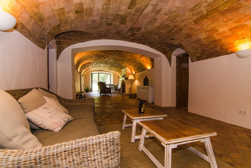 Baix Empord&agrave; Construccions I Restauracions S.L. 5