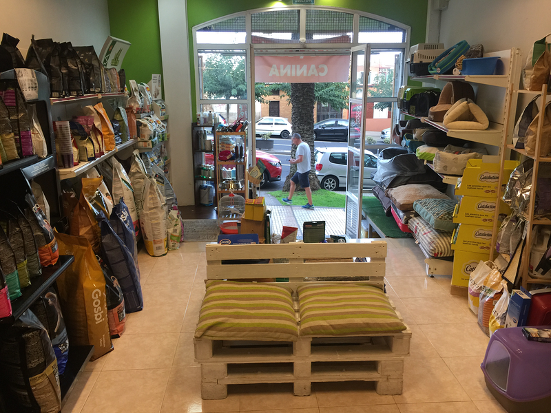 Peluquer&iacute;a Canina La Manada 2