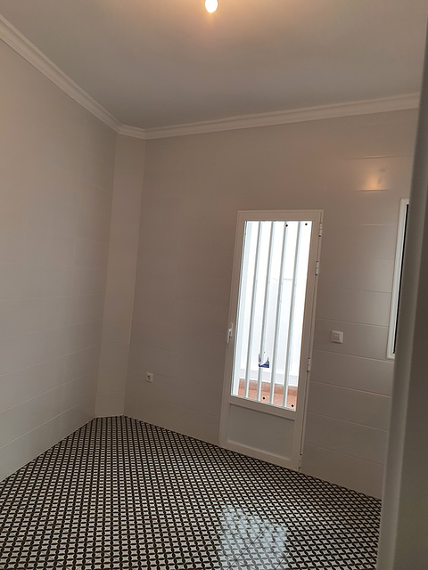 Reparaciones y reformas Samuel - Fontanería y Cerrajería 24 horas 4