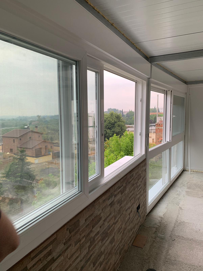 Salvat, Finestres Alumini i PVC 2