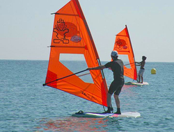 18 NUDOS SURF CLUB 2 18 NUDOS SURF CLUB 2