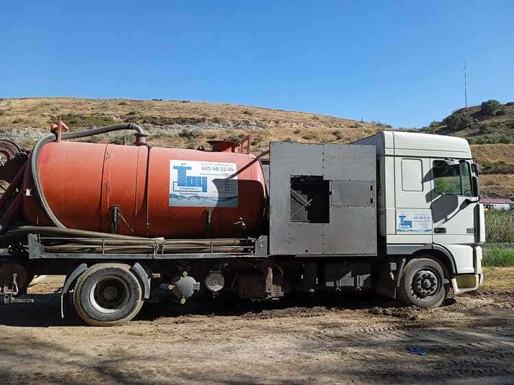 Limpiezas y Desatrancos Toy 15