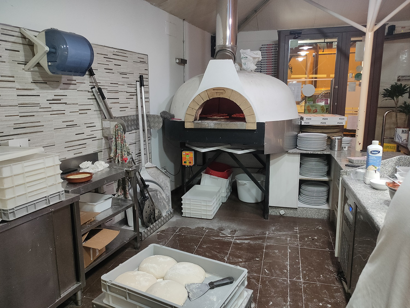 Italia Caf&eacute; & Restaurant - Pizzeria Cambados 5