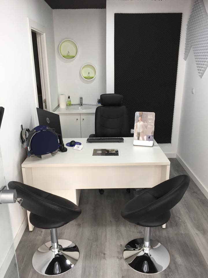 Centro Auditivo Gari AUDIFONOS Y ACCESORIOS