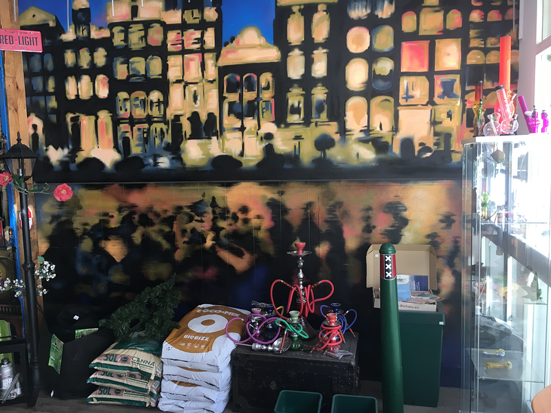 La Hierba De Amsterdam CANNABIS DERIVADOS Y ACCESORIOS (GROWSHOP): ESTABLECIMIENTOS