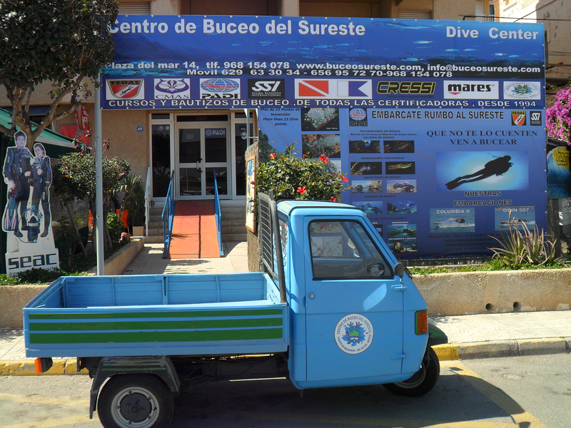 Centro de Buceo del Sureste Bachisub SUBMARINISMO: ESCUELAS