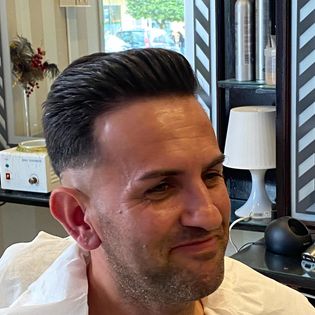 Peluquería Sevilla 14