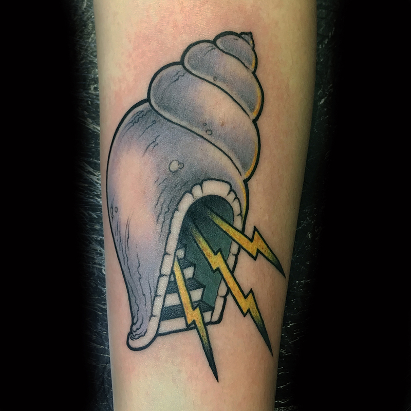 Addicted Tattoo And Piercing 28