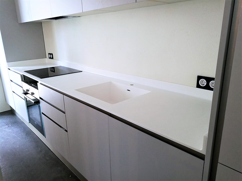 JIJ Solid Surface 20