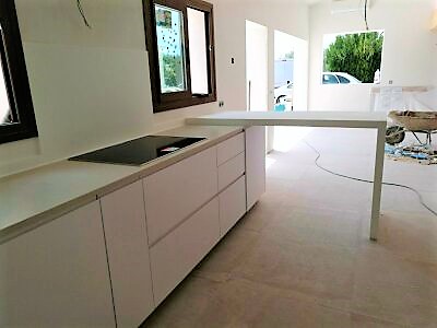 JIJ Solid Surface 17