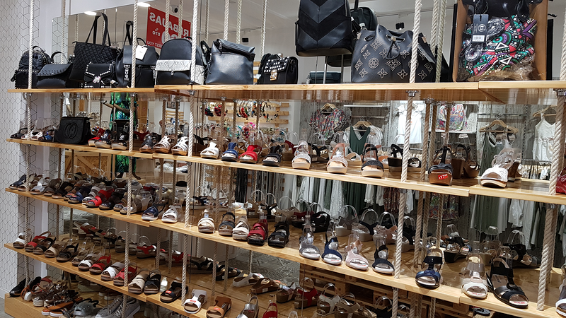 First You, Moda Y Complementos 3