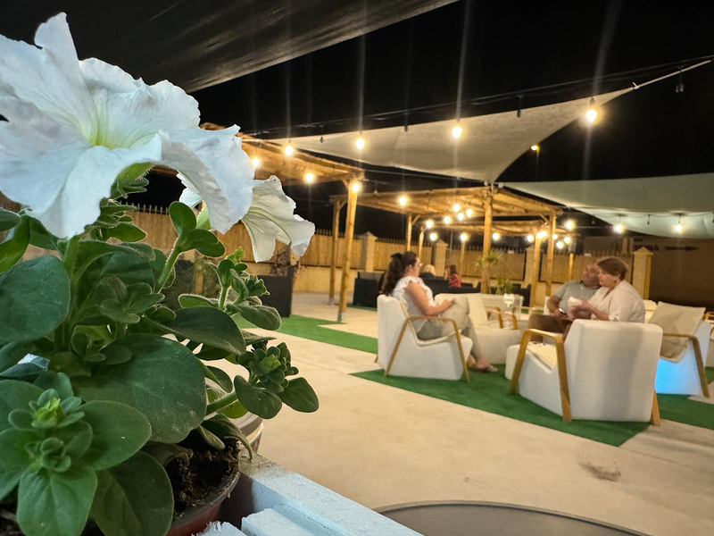 Asador Mendoza Cox Garden Bar 9