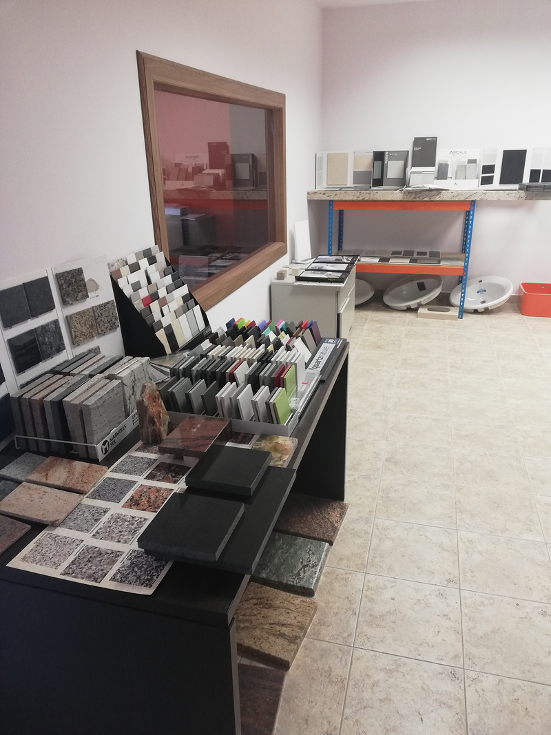 Marmoles Y Granitos Guadamoya S.C.P. MARMOLES Y GRANITOS