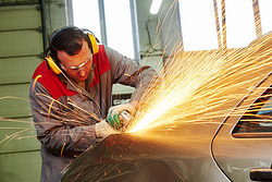 Talleres J. González S.L. TALLERES MECÁNICOS PARA VEHÍCULOS Talleres J. González S.L. TALLERES MECÁNICOS PARA VEHÍCULOS