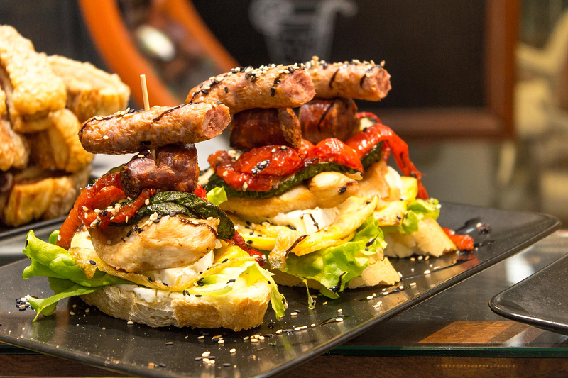 Bar Restaurante Deja Vu Camaretas - Soria 9