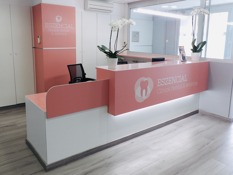 Eszencial Clínica Dental Bossòst
