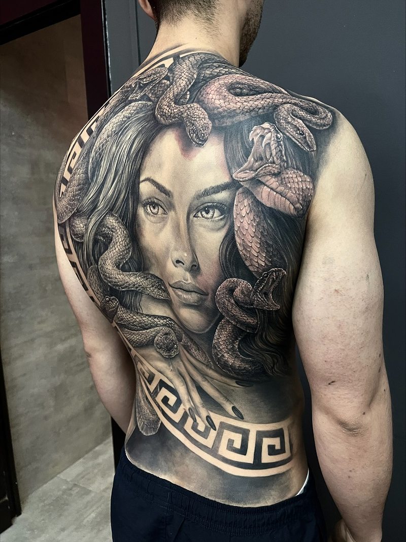 The Ghost Drakkar Tattoo Studio 3