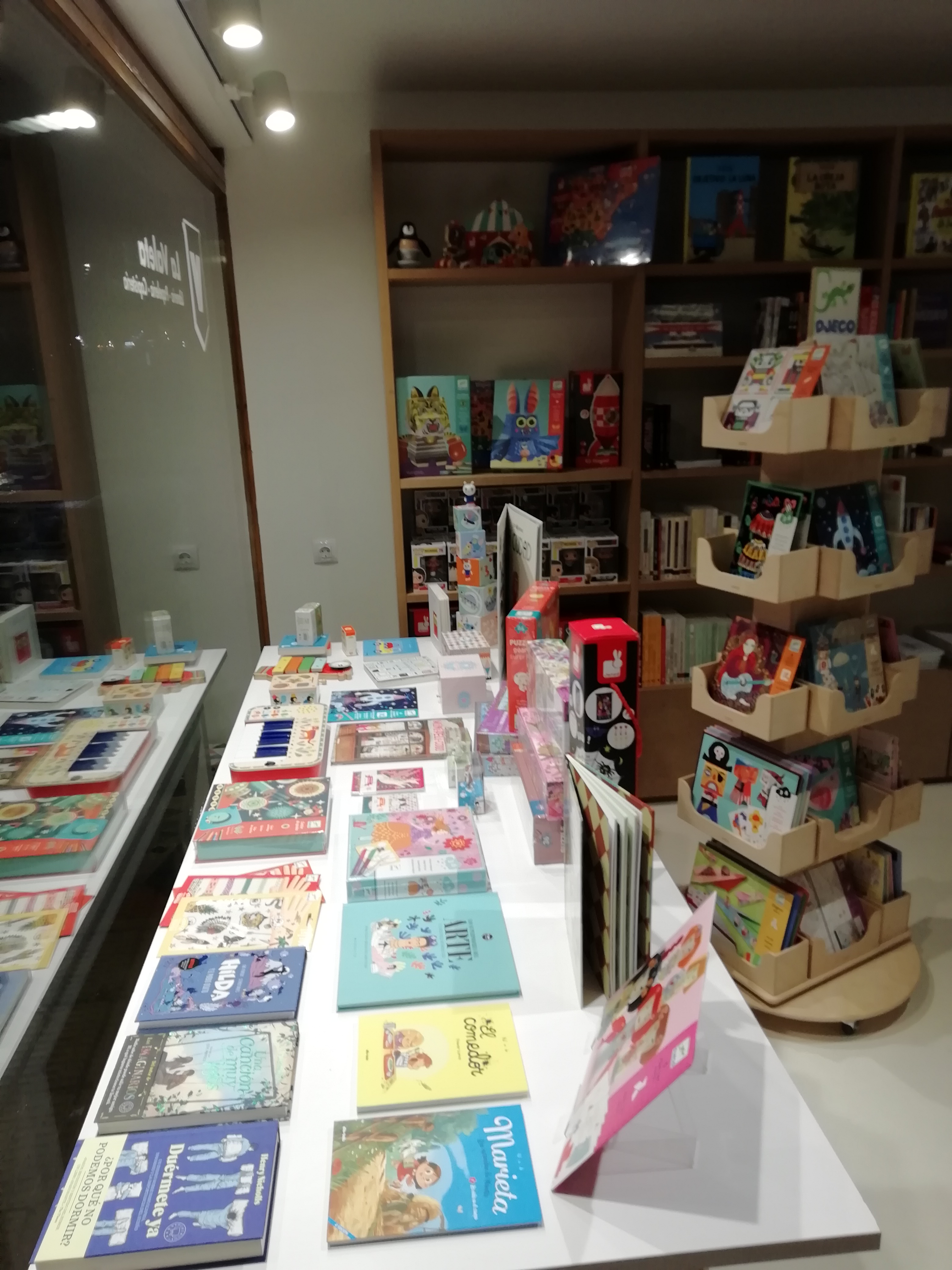 Librería La Valeta VALLE DE EGÜES / EGUESIBAR Librería La Valeta VALLE DE EGÜES / EGUESIBAR