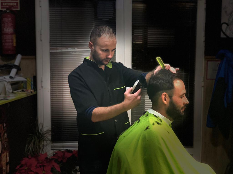 Roberto Barber Shop PELUQUERIAS DE CABALLEROS