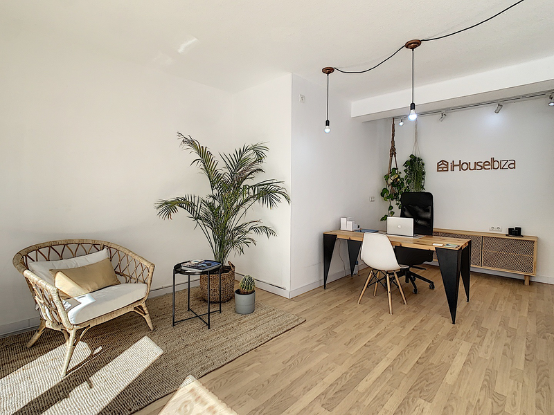 Agencia Inmobiliaria iHouseIbiza Sant Antoni de Portmany