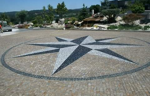 Los Hombres Del Adoqu&iacute;n Pontevedra