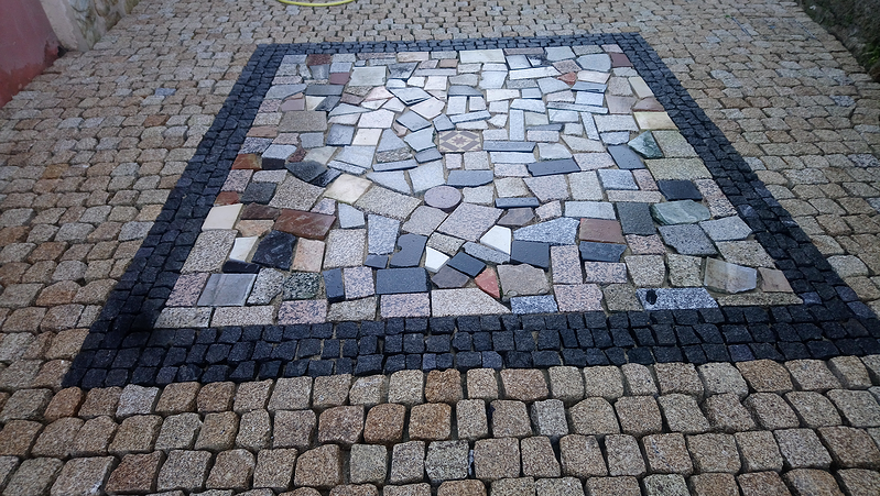 Los Hombres Del Adoqu&iacute;n 28