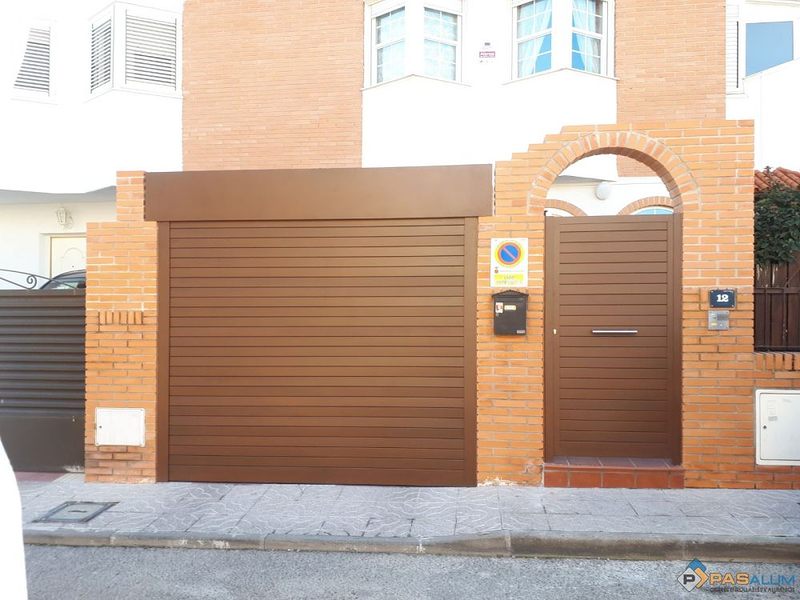 Pasalum PUERTAS: FABRICACION E INSTALACION