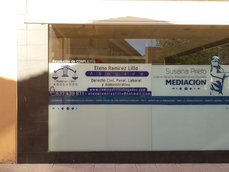 Elena Ram&iacute;rez Lillo - ABOGADA 2