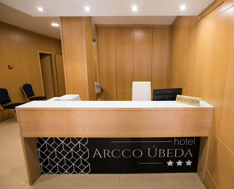Hotel Arcco &Uacute;beda HOTELES: CENTRALES DE RESERVAS