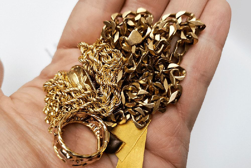 M&M COMPRO ORO MAJADAHONDA 36