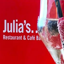 Julia's Restaurante