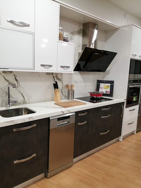 Capitel 90 Reformas S.L. 13