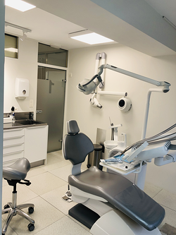 Clinica Dental Ainhoa Rio 3 Clinica Dental Ainhoa Rio 3