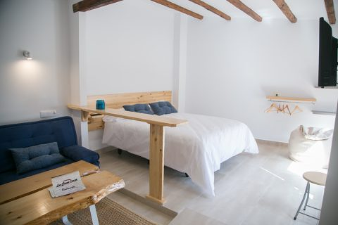 Apartamentos La Casa Vieja APARTAMENTOS TURISTICOS Y CASAS DE VACACIONES: ALQUILER