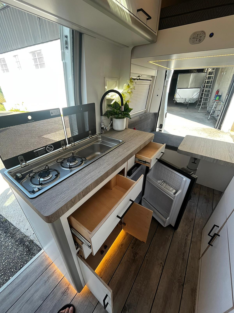 Mart&iacute;nez Multimarca 5