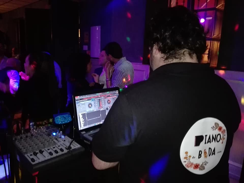 Piano de Boda 8