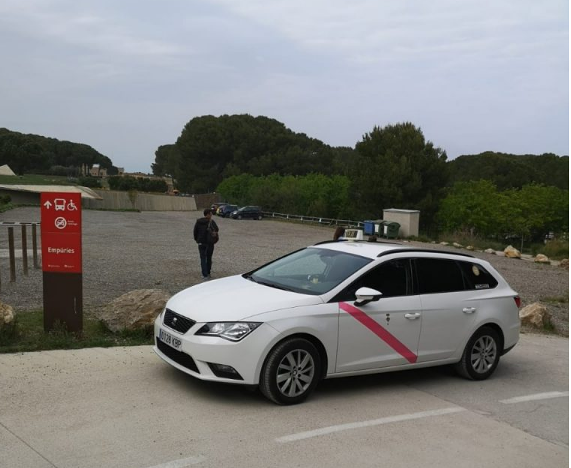 Parada Taxis Roses TAXIS: SERVICIOS Y PARADAS