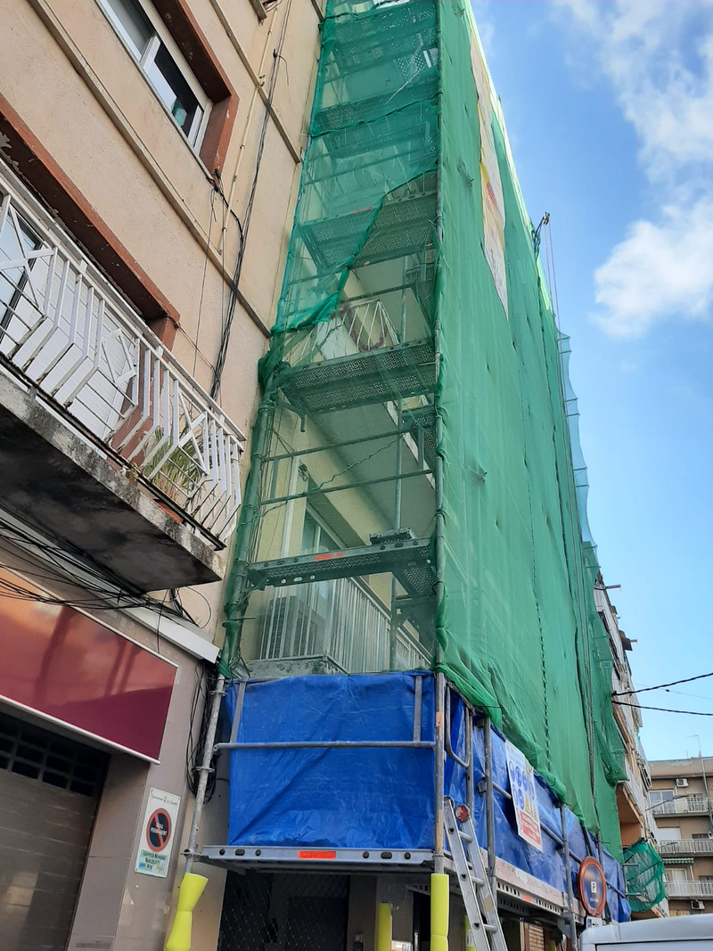 FACHADAS Y BAJANTES S.L 7