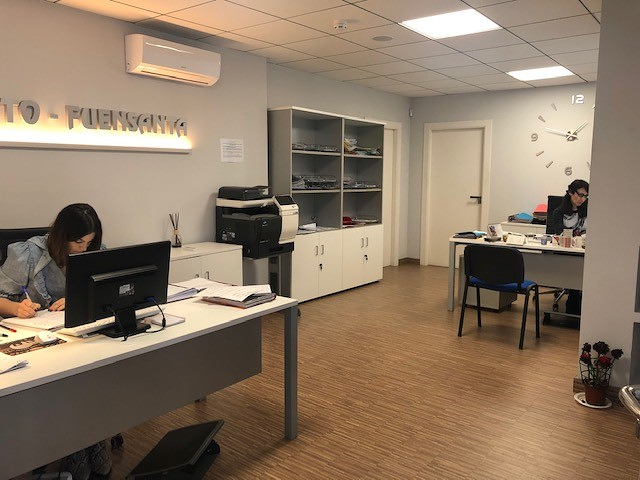 Taller Mecanico Auto - Fuensanta TALLERES MECANICOS PARA AUTOMOVILES