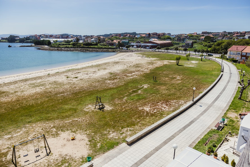 Hotel Playa De Camariñas 18