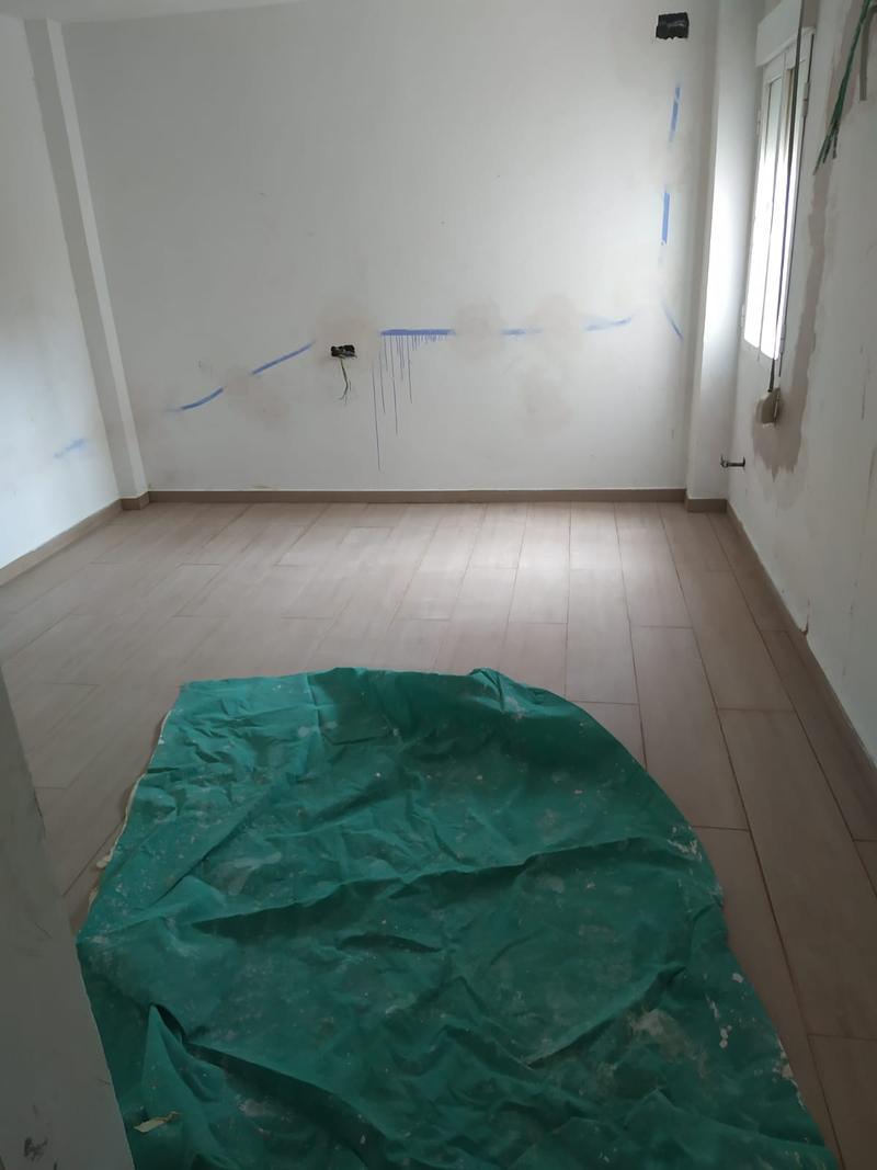 Pinturas y Revestimientos San Miguel 10