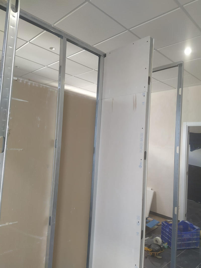 Pinturas y Revestimientos San Miguel 19