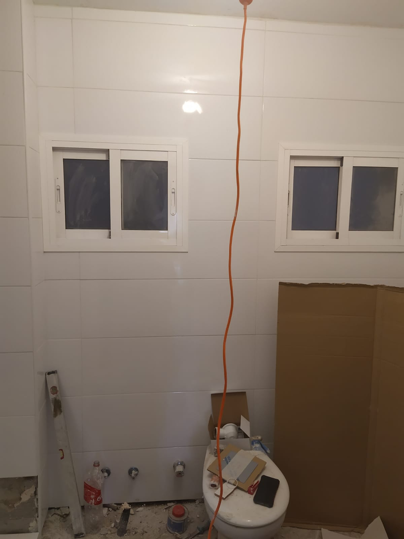 Pinturas y Revestimientos San Miguel 12