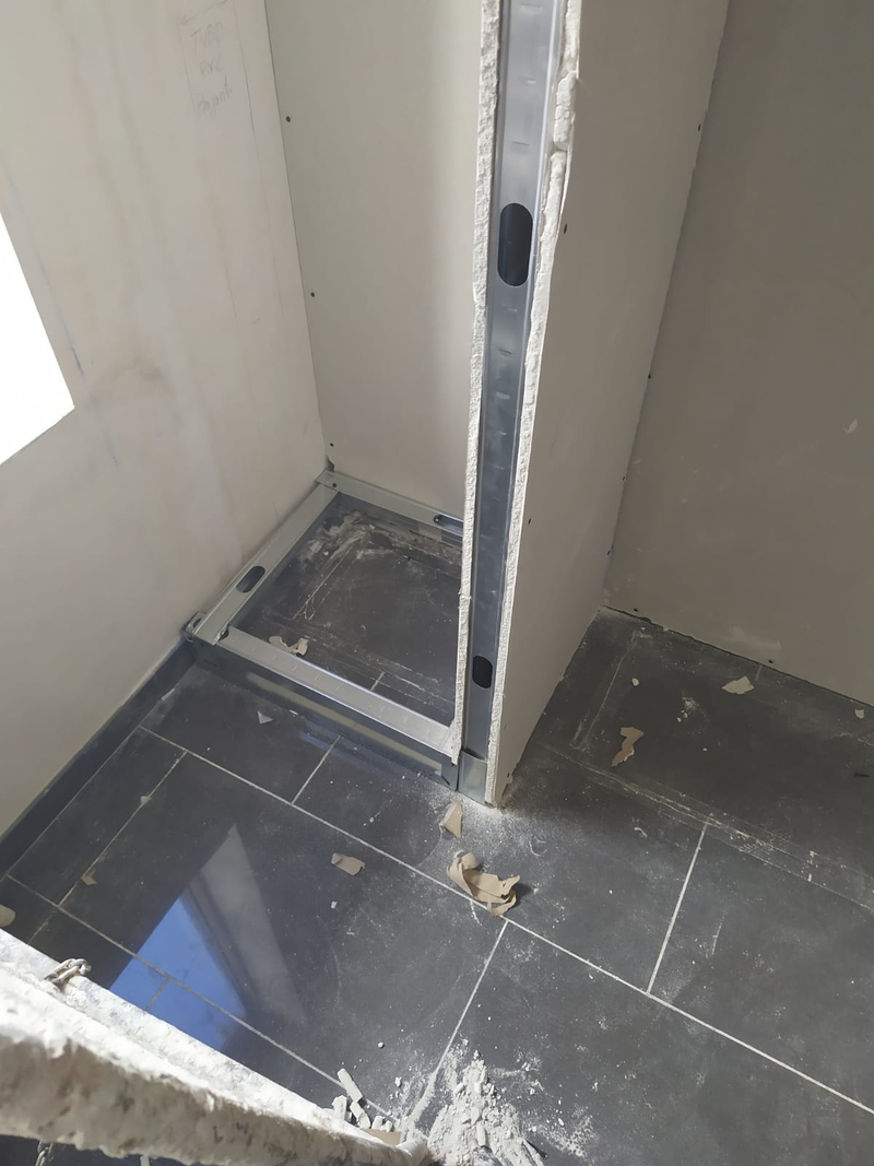 Pinturas y Revestimientos San Miguel 18