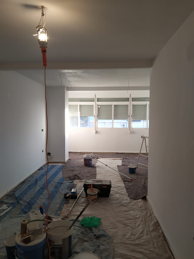 Pinturas y Revestimientos San Miguel 13