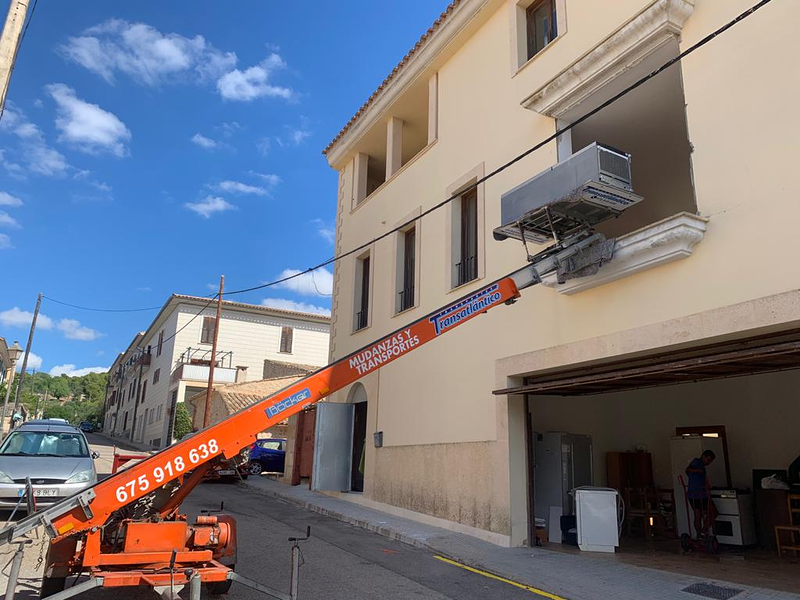 Transportes Transatl&aacute;ntico 4