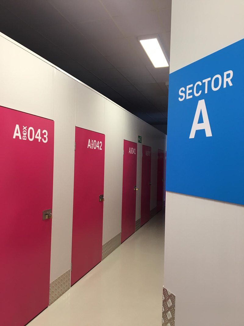 Burbox TRASTEROS Y MINI ALMACENES: ALQUILER (SELF STORAGE)