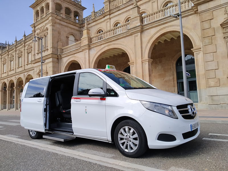 Euro Taxi Oscar 7 Plazas TAXIS: SERVICIOS Y PARADAS