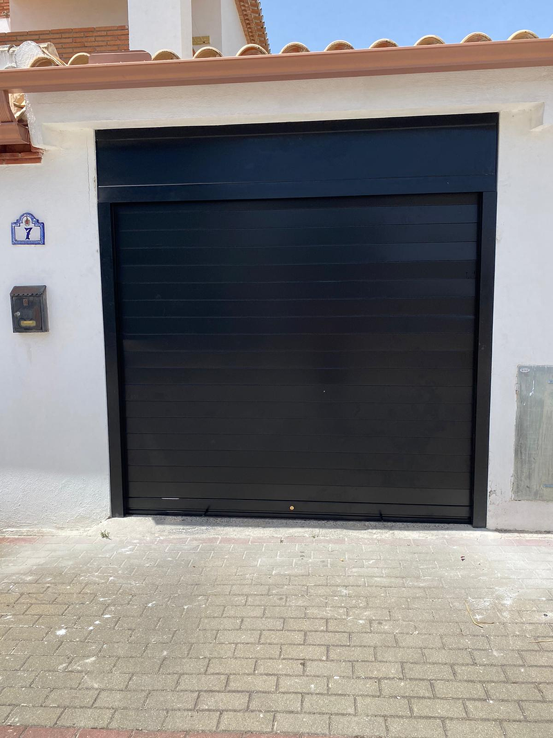 AUTOMATISMOS DAMI - Puertas Autom&aacute;ticas Granada 13