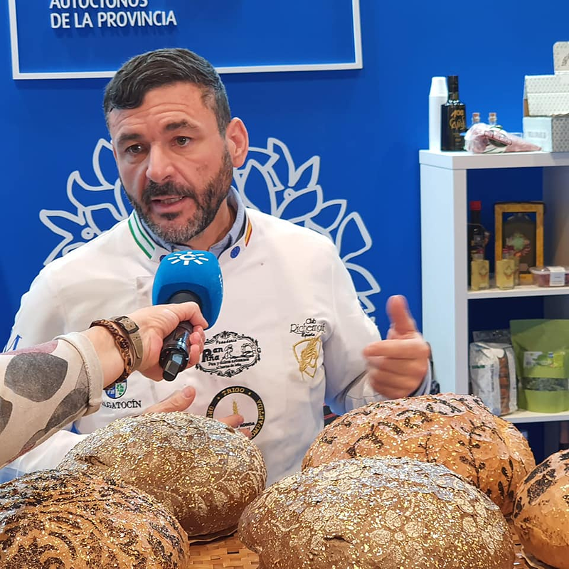 Panader&iacute;a Pan Pi&ntilde;a 18